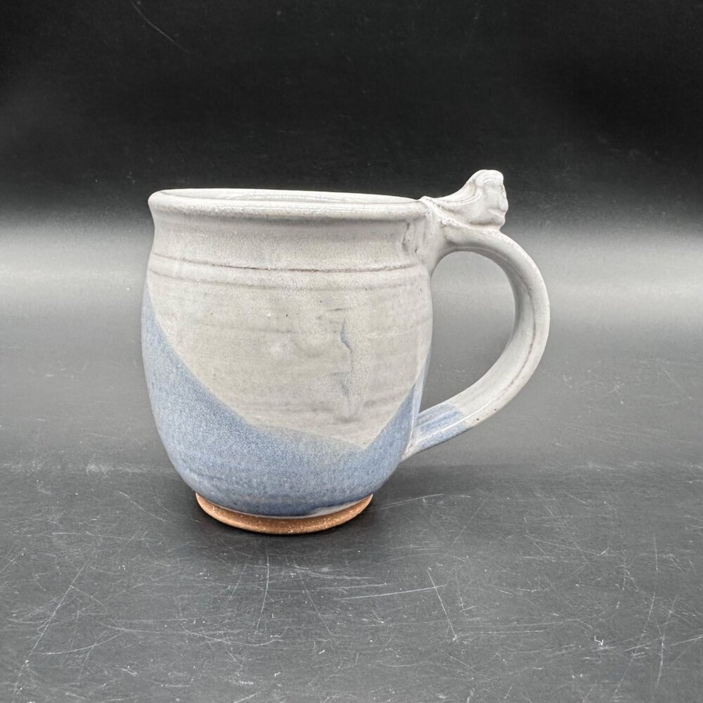 Art Pottery Mug 3D Figural Frog Snake Face Thumb Rest Blue Gray Signed Hight - Picture 2 of 12